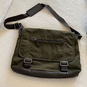 Banana Republic Messenger Laptop Bag